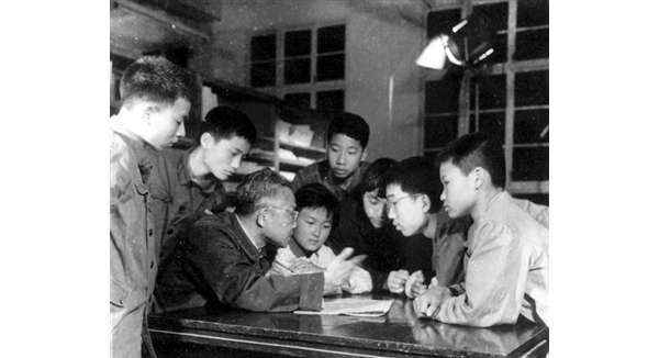 聚焦中科大少年班35年：拔苗助长还是因材施教